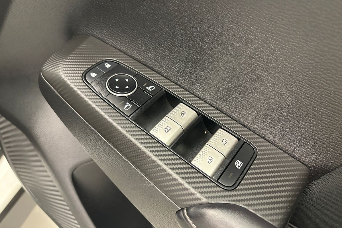 2022 Mitsubishi Outlander ES ZM