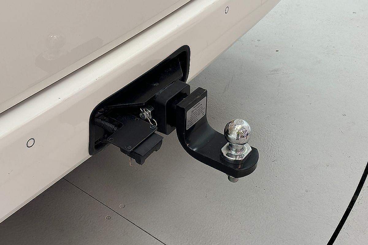 2022 Toyota Hiace GDH300R LWB