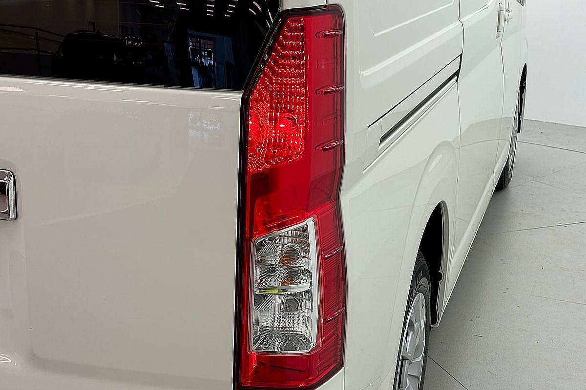 2022 Toyota Hiace GDH300R LWB