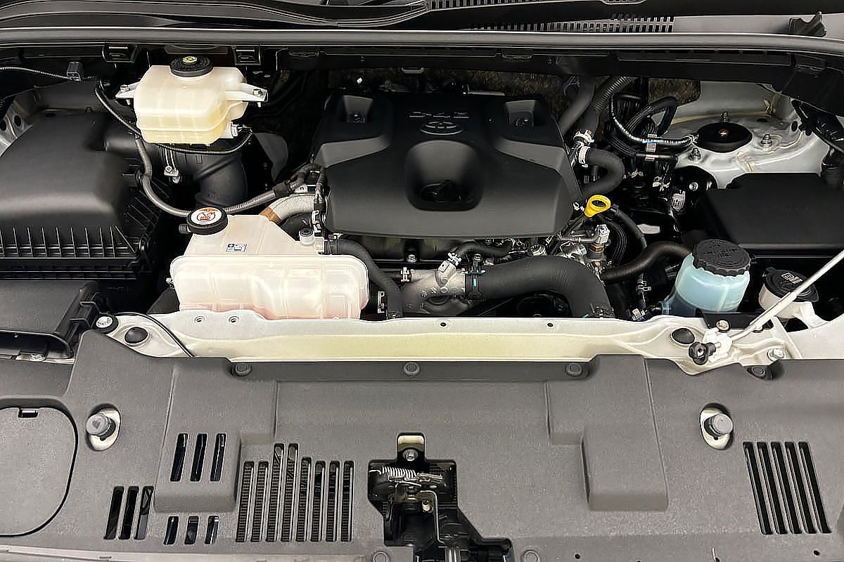 2022 Toyota Hiace GDH300R LWB