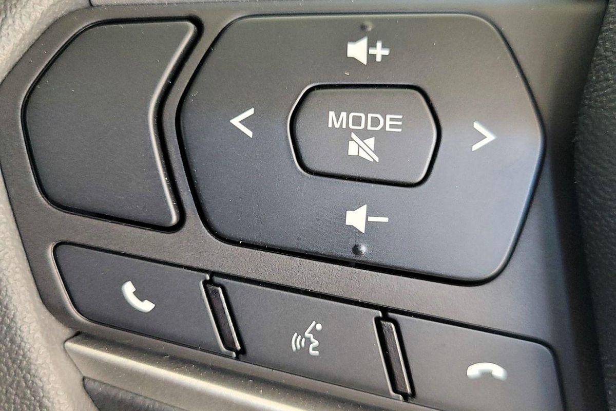 2024 Isuzu MU-X LS-M