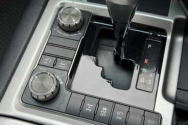 2018 Toyota Landcruiser GXL VDJ200R