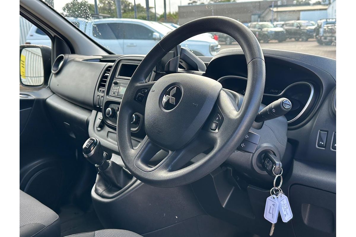 2021 Mitsubishi Express GLX SN SWB