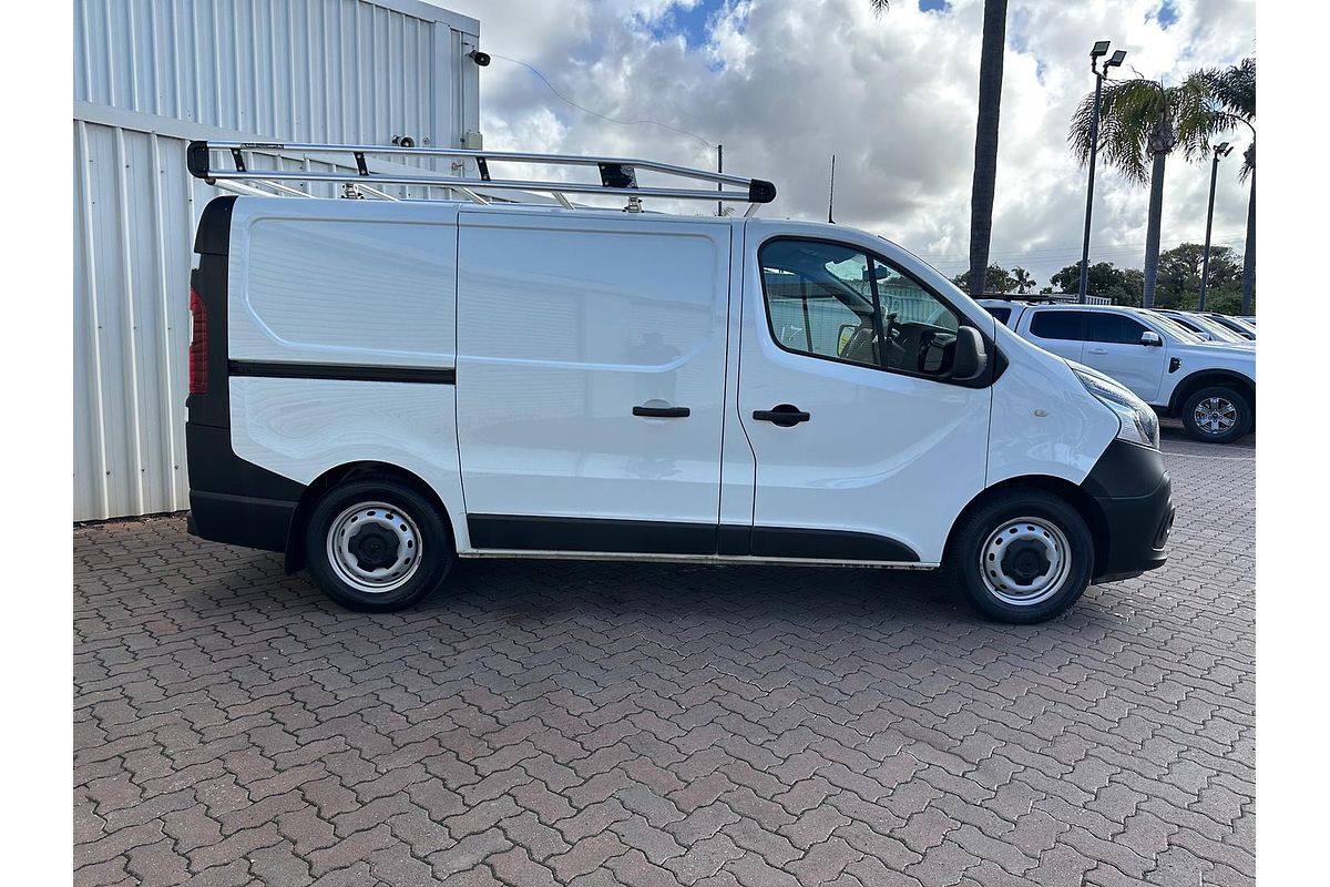 2021 Mitsubishi Express GLX SN SWB