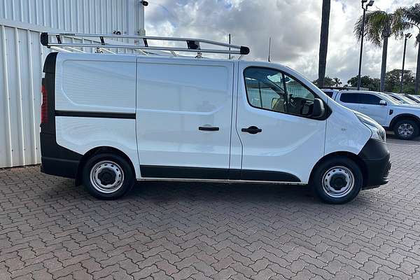 2021 Mitsubishi Express GLX SN SWB