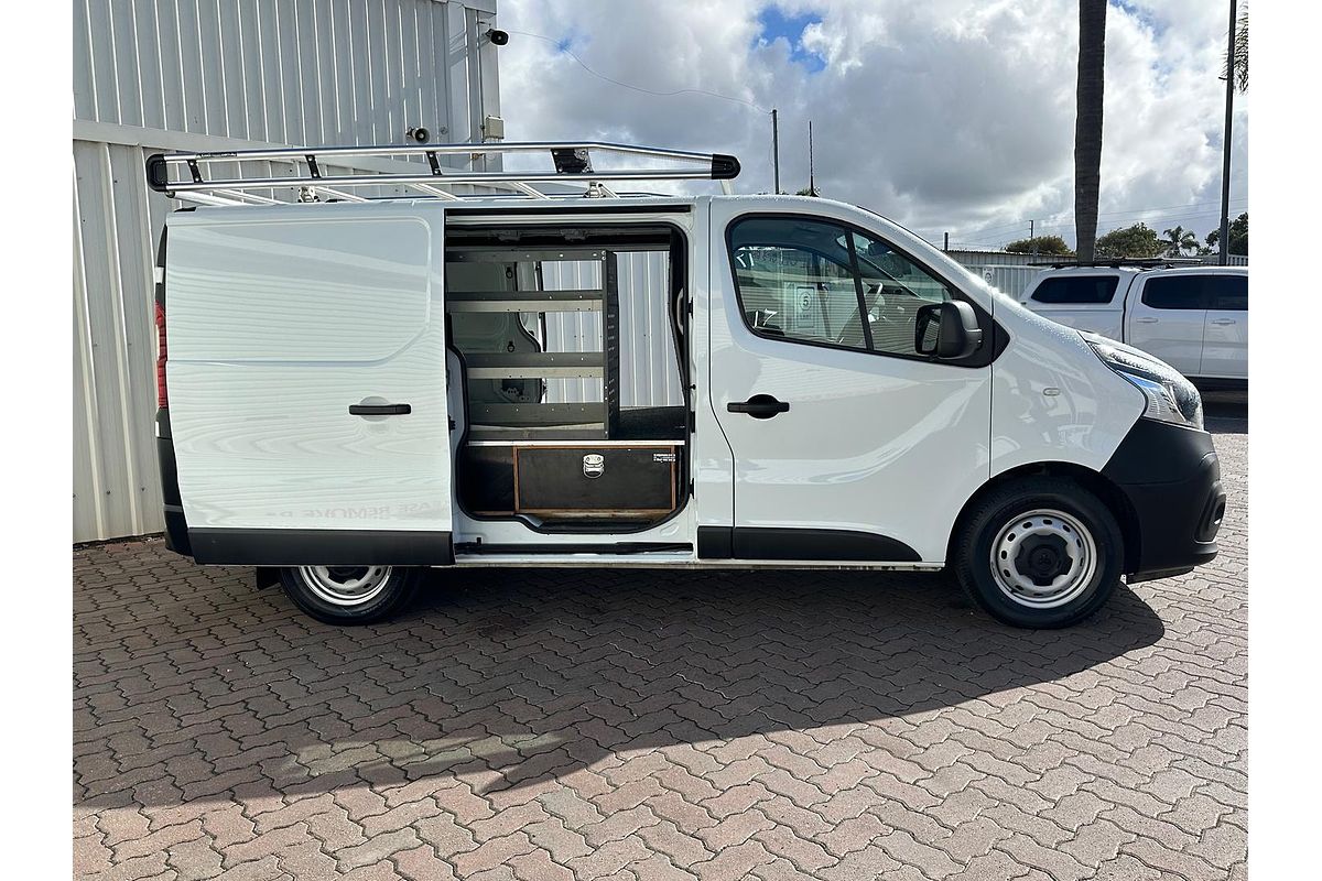 2021 Mitsubishi Express GLX SN SWB