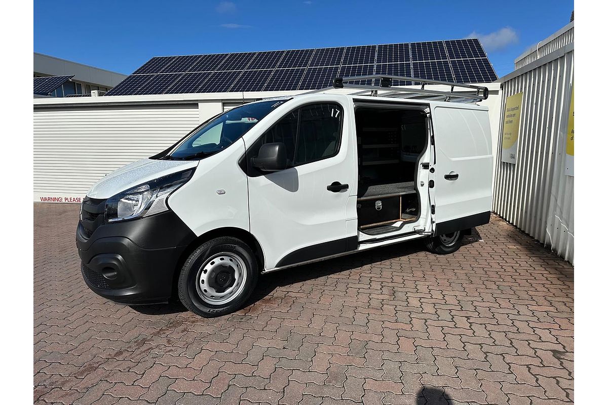 2021 Mitsubishi Express GLX SN SWB