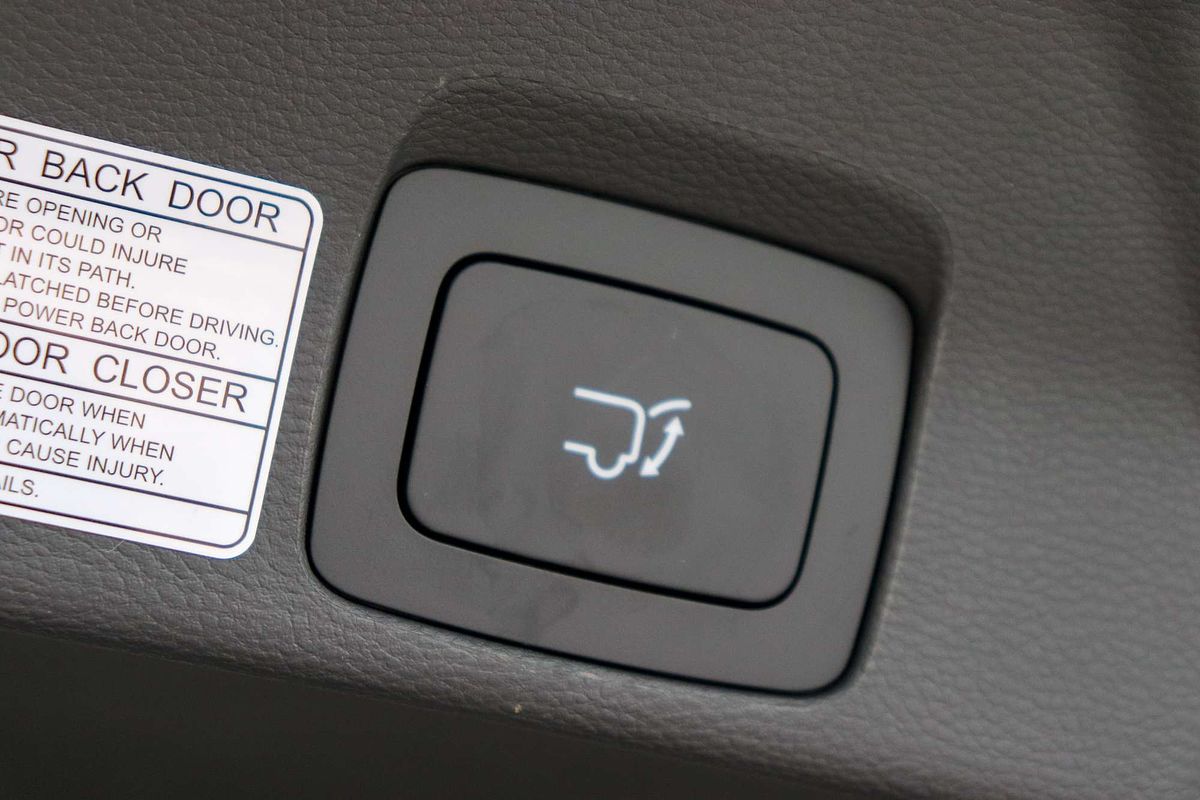 2025 LDV D90 Executive SV9A