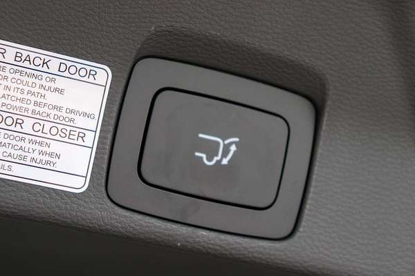 2025 LDV D90 Executive SV9A