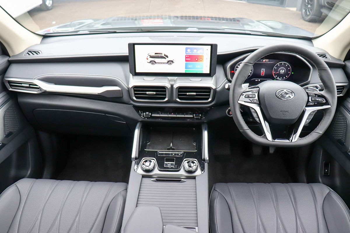 2025 LDV D90 Executive SV9A