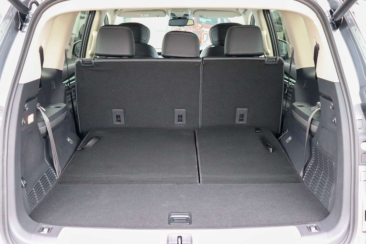 2025 LDV D90 Executive SV9A