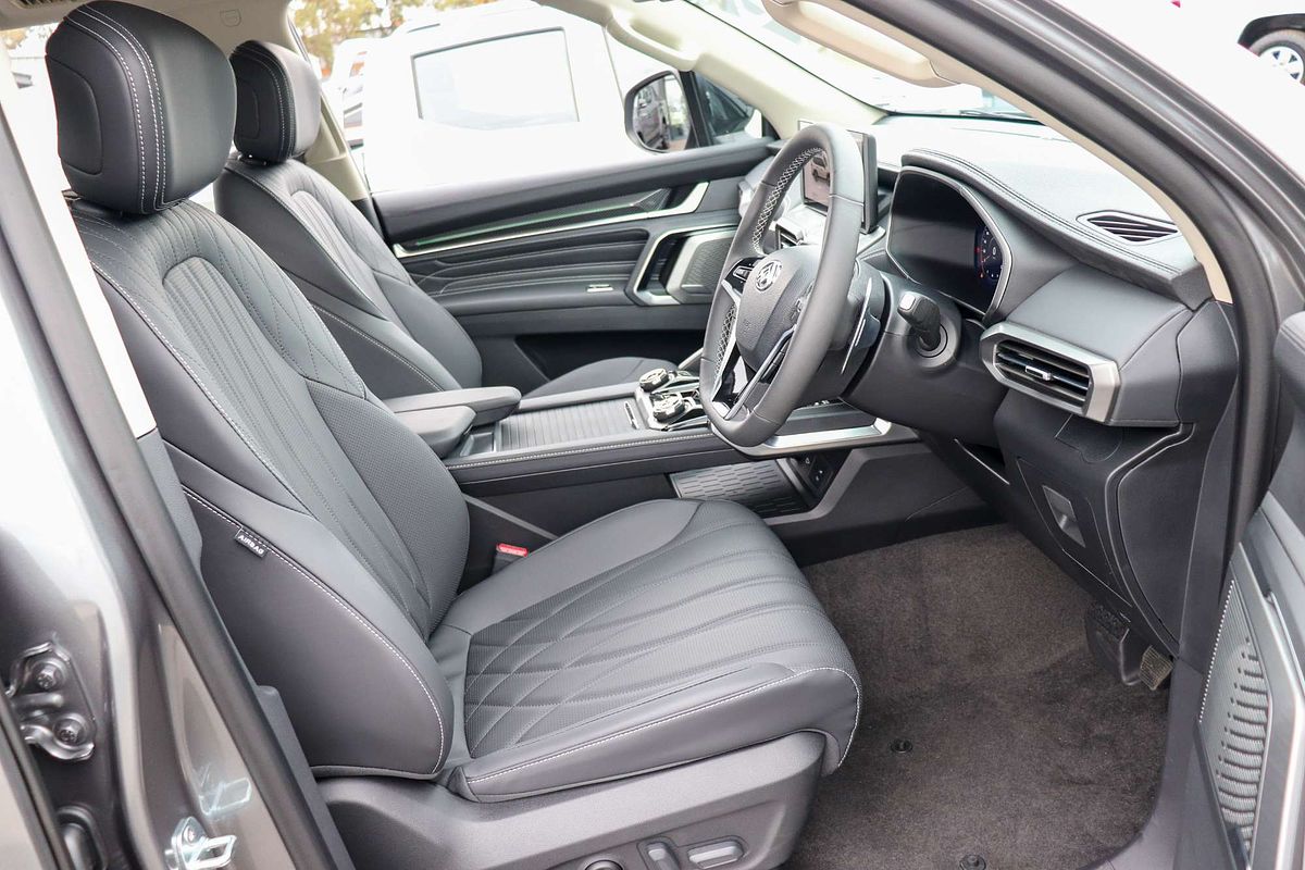 2025 LDV D90 Executive SV9A