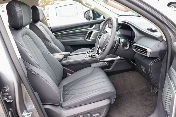 2025 LDV D90 Executive SV9A