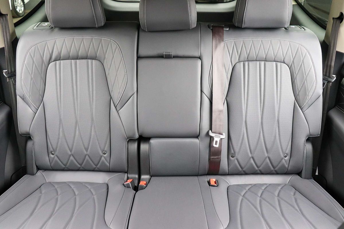 2025 LDV D90 Executive SV9A