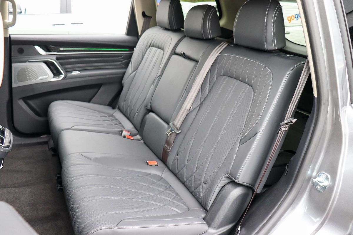 2025 LDV D90 Executive SV9A