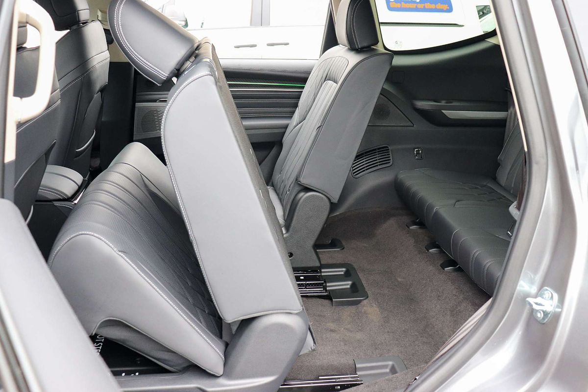 2025 LDV D90 Executive SV9A