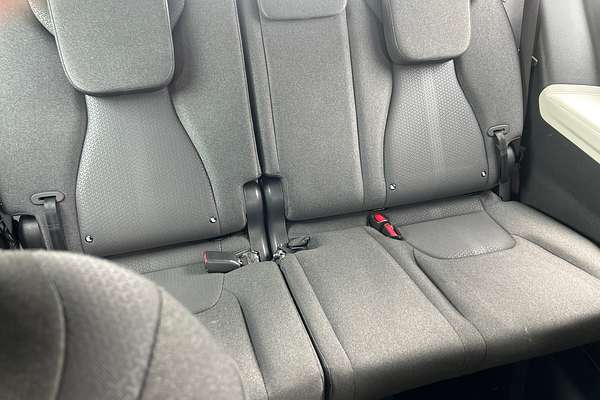 2022 Kia Carnival S KA4