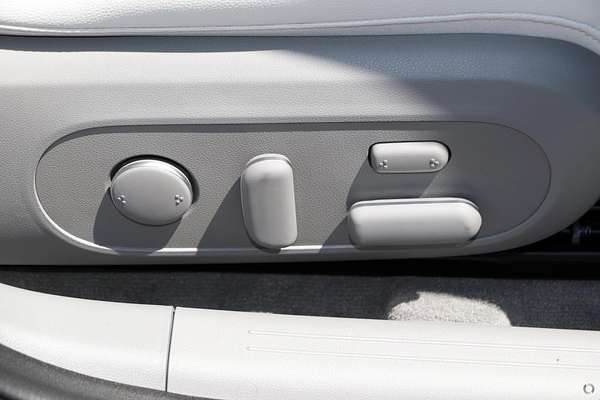 2023 Hyundai IONIQ 6 EPIQ CE.V1