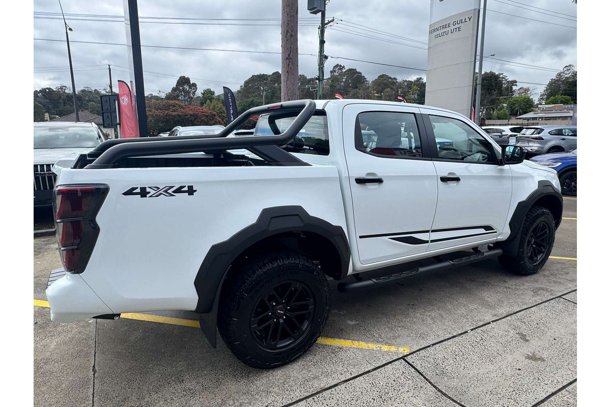 2025 Isuzu D-MAX BLADE 4X4