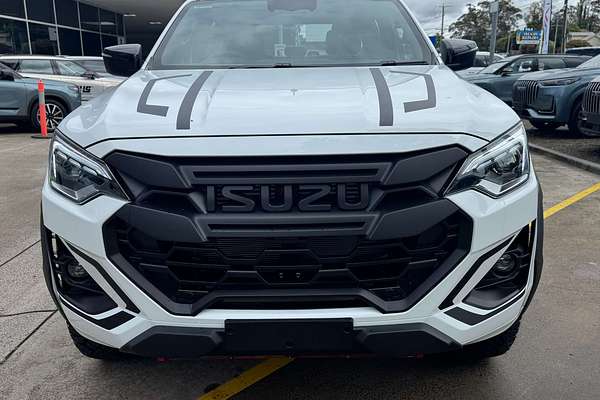 2025 Isuzu D-MAX BLADE 4X4