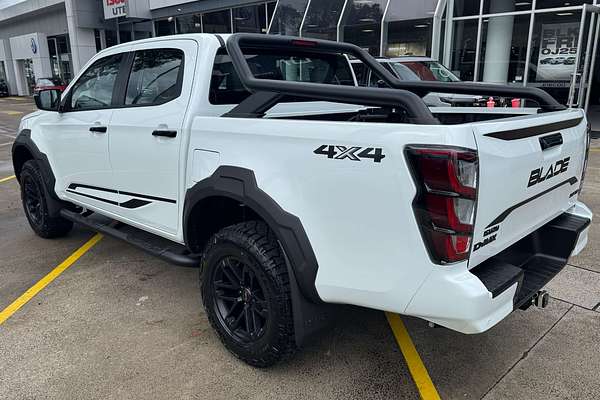 2025 Isuzu D-MAX BLADE 4X4