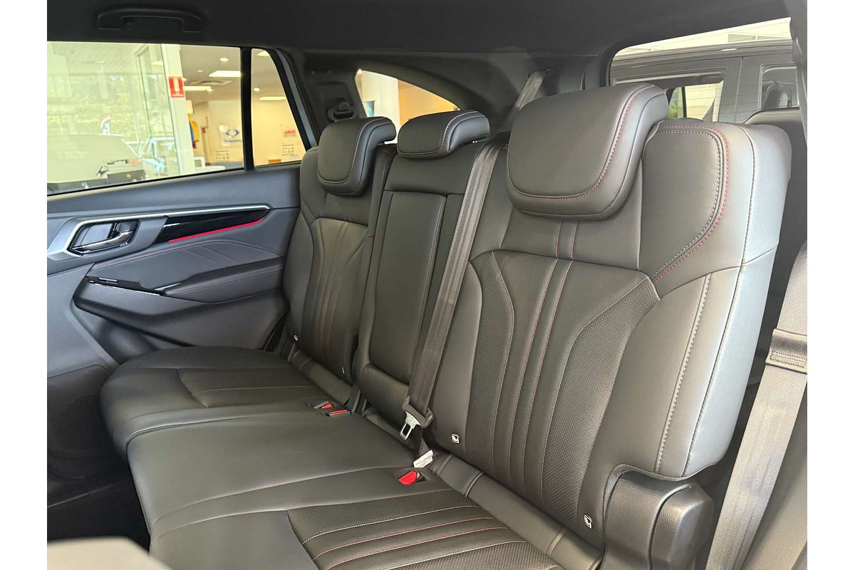 2025 Isuzu MU-X X-TERRAIN