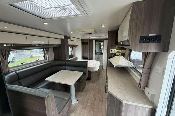 2018 Jayco Silverline 25.78-5.18Sl