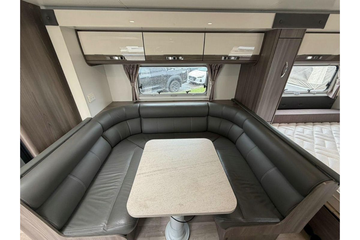 2018 Jayco Silverline 25.78-5.18Sl