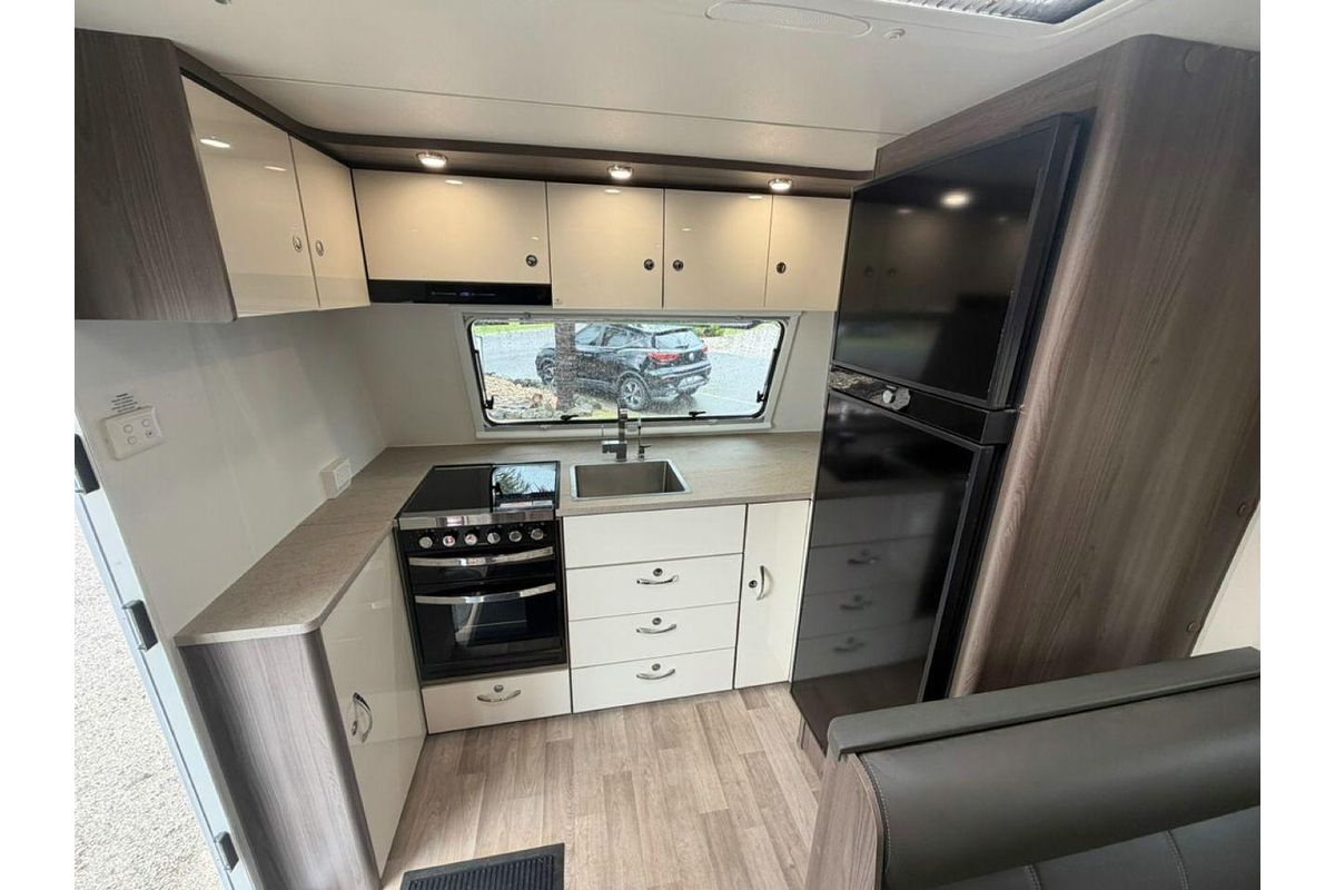 2018 Jayco Silverline 25.78-5.18Sl