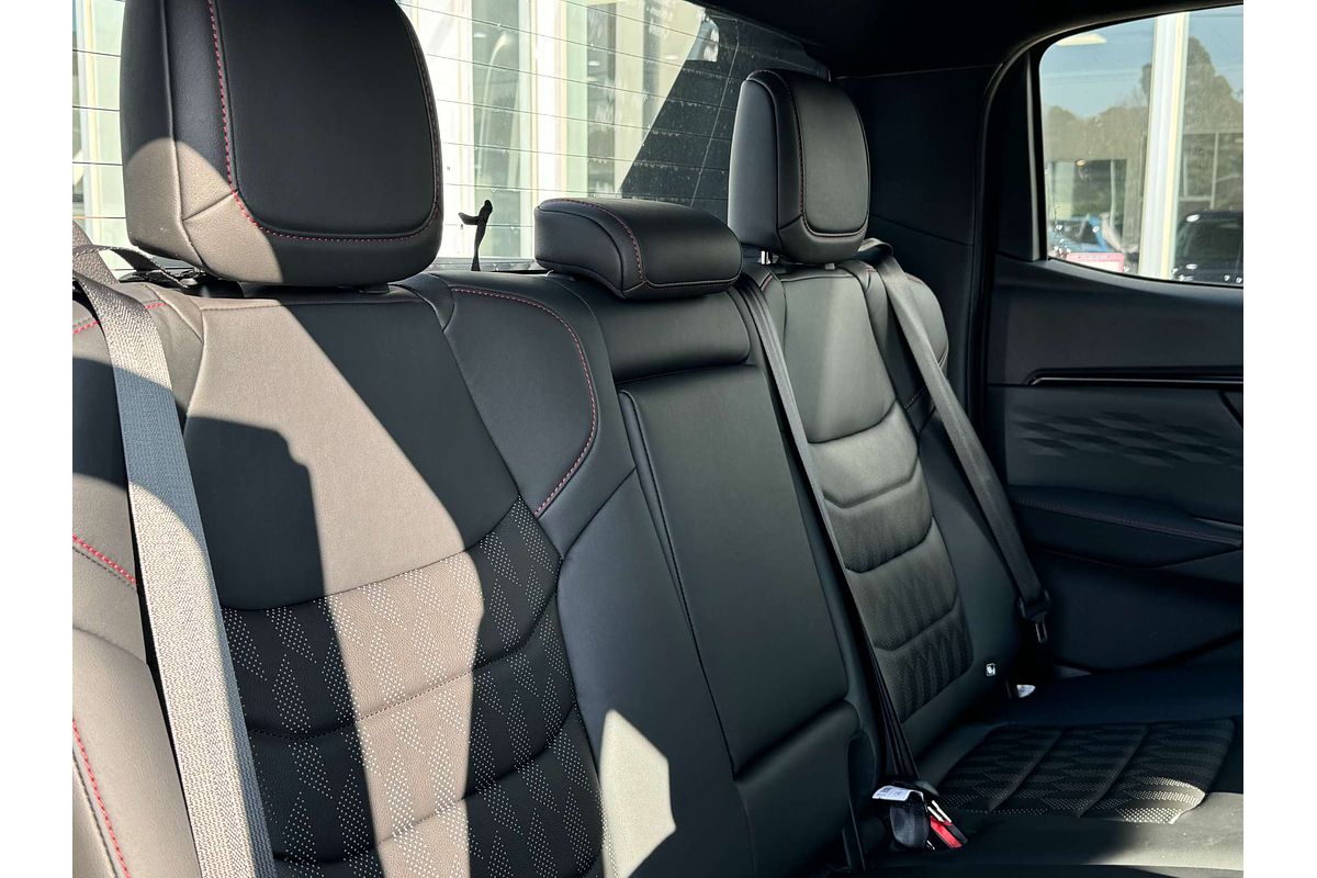 2025 Isuzu D-MAX X-TERRAIN 4X4