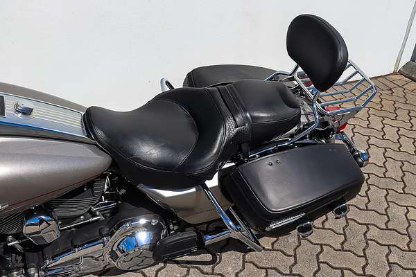 2009 Harley-Davidson Road King Classic 1584 (FLHRC) Touring