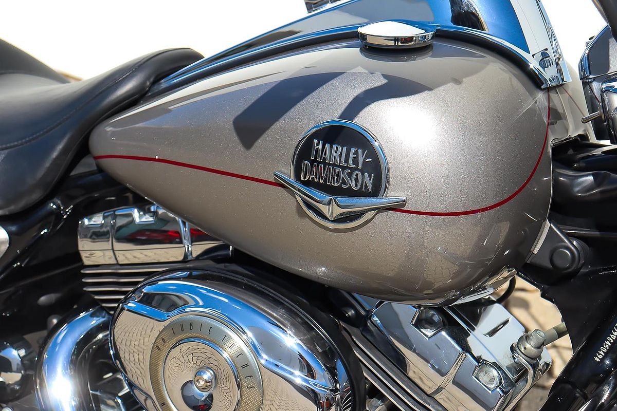 2009 Harley-Davidson Road King Classic 1584 (FLHRC) Touring