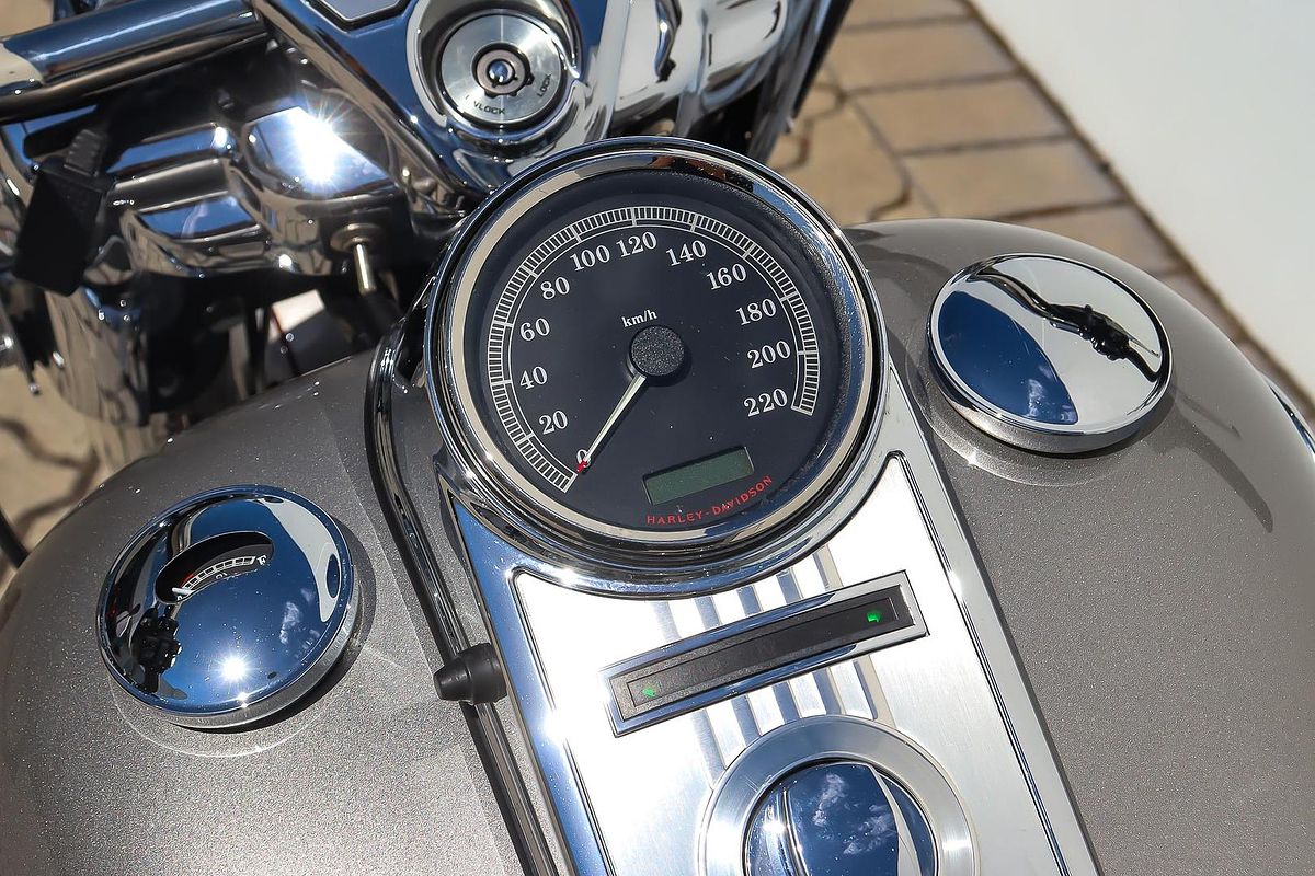 2009 Harley-Davidson Road King Classic 1584 (FLHRC) Touring