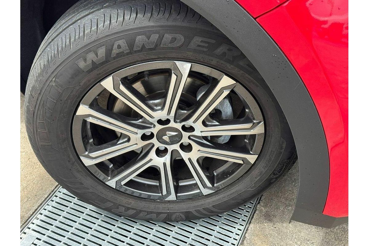 2024 Mahindra XUV700 AX7L