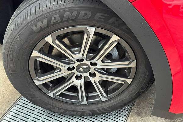 2024 Mahindra XUV700 AX7L