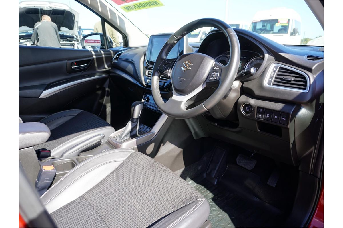 2022 Suzuki S-Cross ALLGRIP PRESTIGE