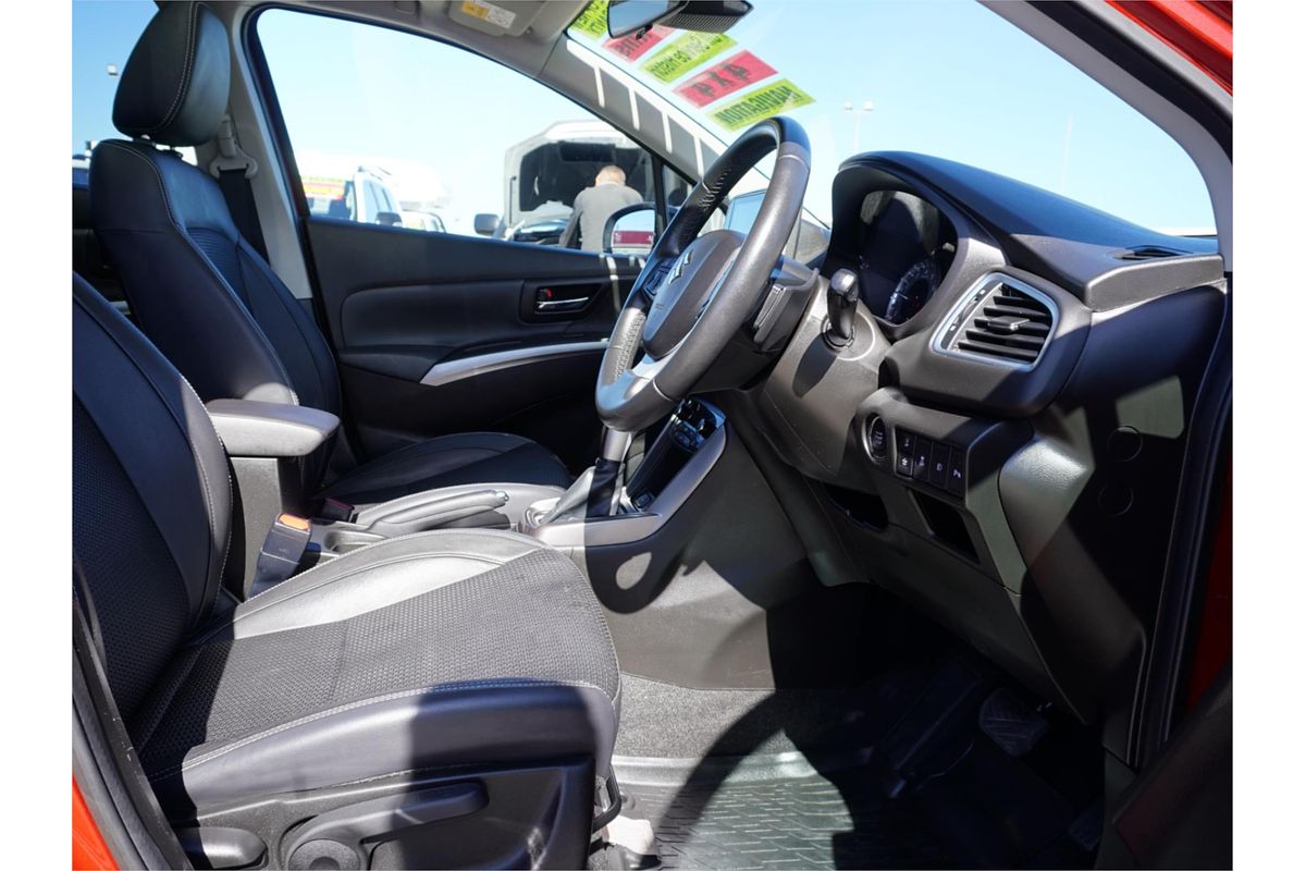 2022 Suzuki S-Cross ALLGRIP PRESTIGE