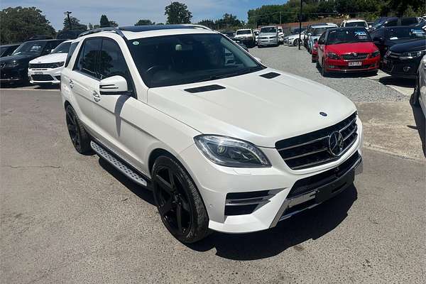 2013 Mercedes-Benz M-Class ML350 BlueTEC W166