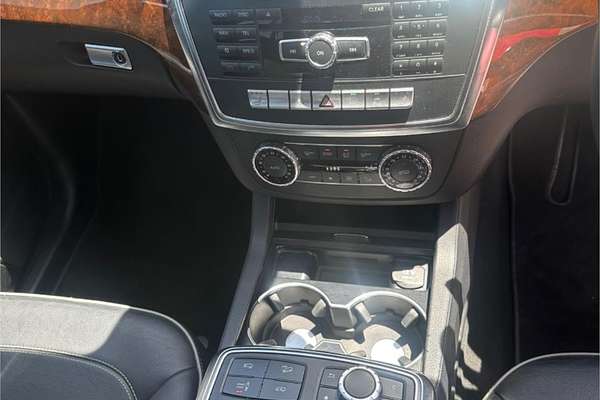 2013 Mercedes-Benz M-Class ML350 BlueTEC W166