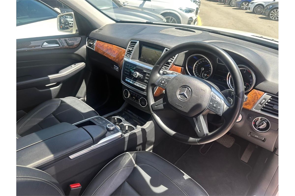 2013 Mercedes-Benz M-Class ML350 BlueTEC W166