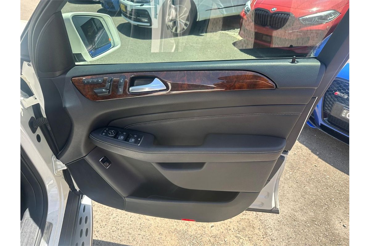 2013 Mercedes-Benz M-Class ML350 BlueTEC W166