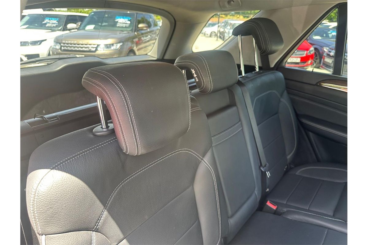 2013 Mercedes-Benz M-Class ML350 BlueTEC W166