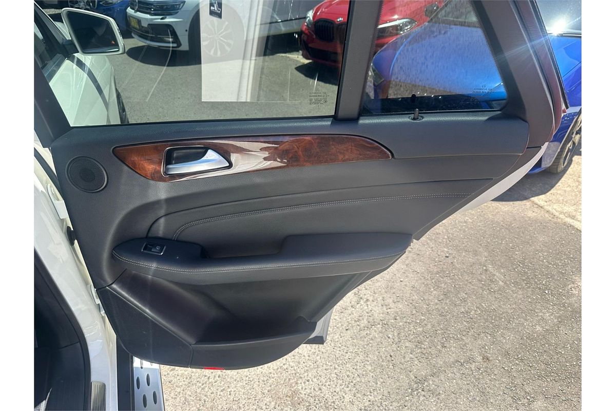 2013 Mercedes-Benz M-Class ML350 BlueTEC W166