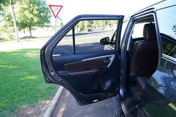 2017 Toyota Fortuner Crusade GUN156R