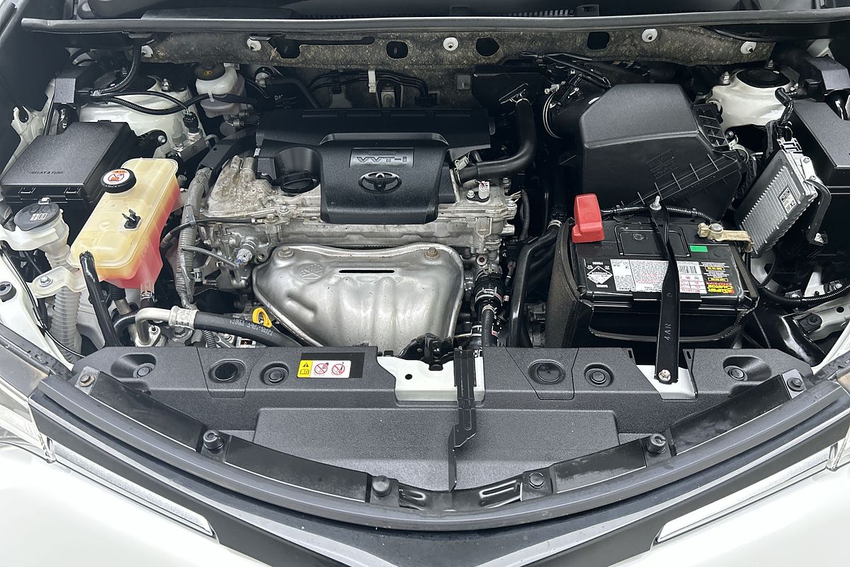 2018 Toyota RAV4 Cruiser ASA44R