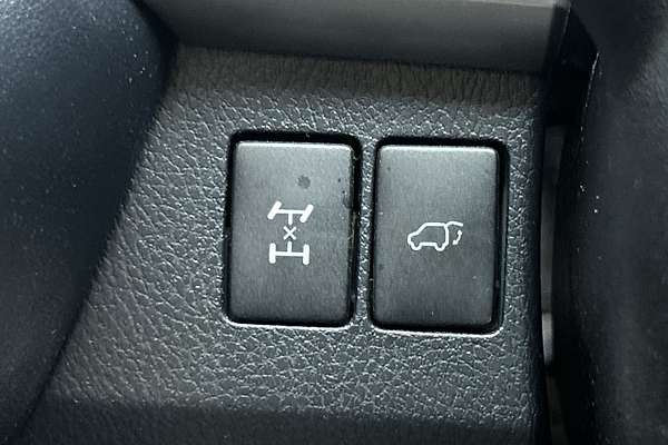 2018 Toyota RAV4 Cruiser ASA44R