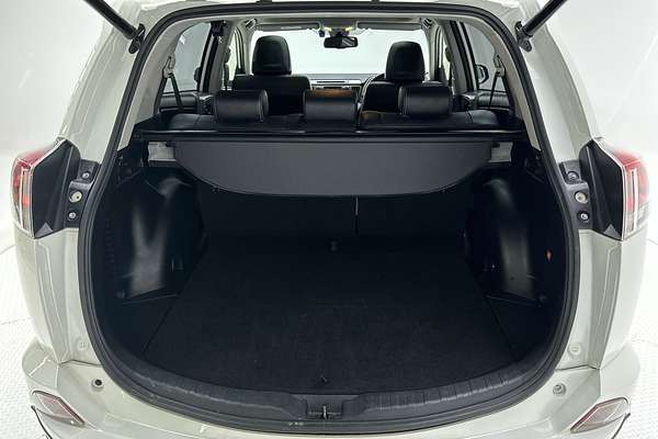 2018 Toyota RAV4 Cruiser ASA44R