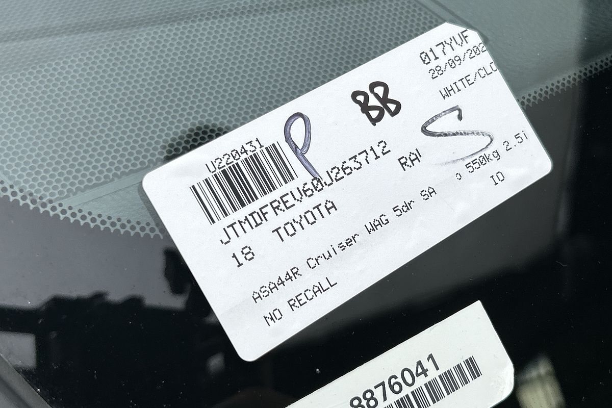 2018 Toyota RAV4 Cruiser ASA44R