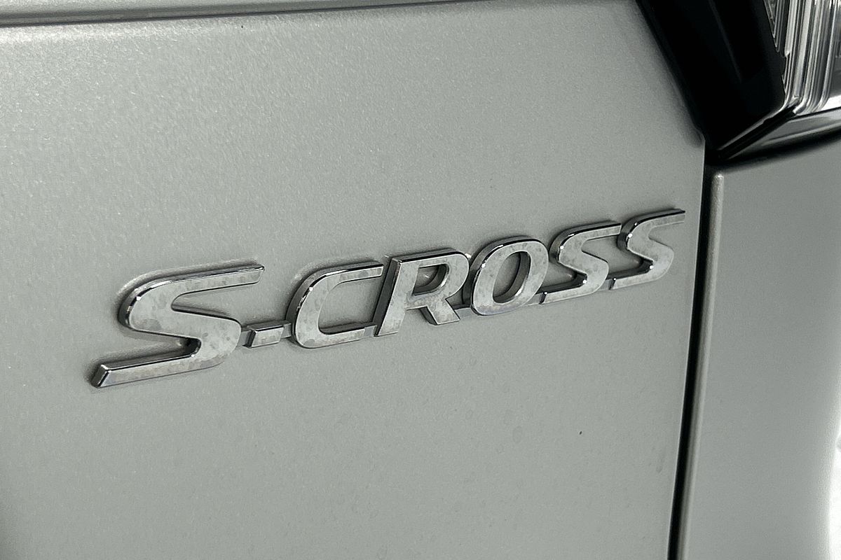 2023 Suzuki S-Cross GLX JYB