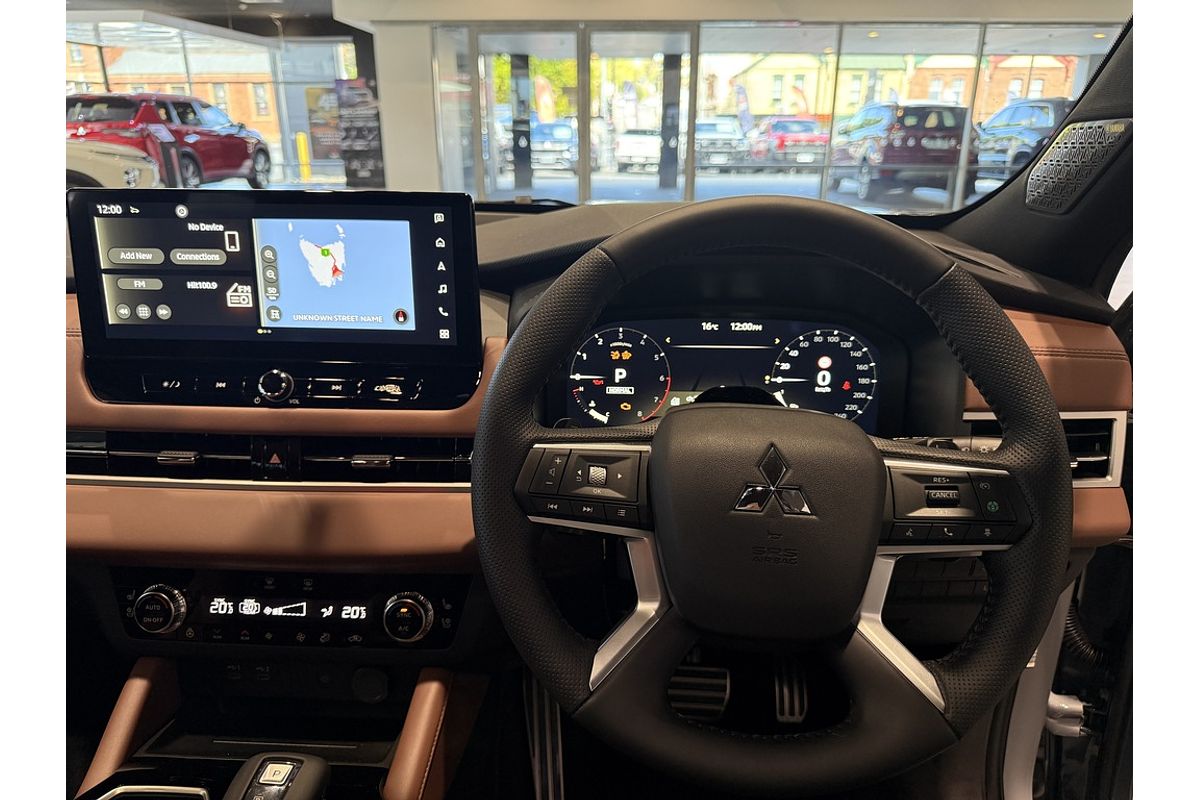 2025 Mitsubishi Outlander Exceed Tourer ZM